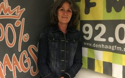 Elly Burgering van Stichting Straat Consulaat in het radioprogramma De Goede Zaak op Den Haag FM