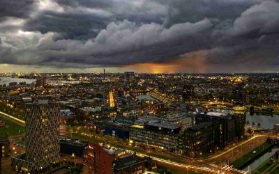 Rotterdam wil af van wetgeving die jongeren het huis uit werkt