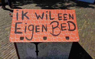 Met de wethouder langs de daklozen in het park: ‘Mijn droom? Een huis en een baan’