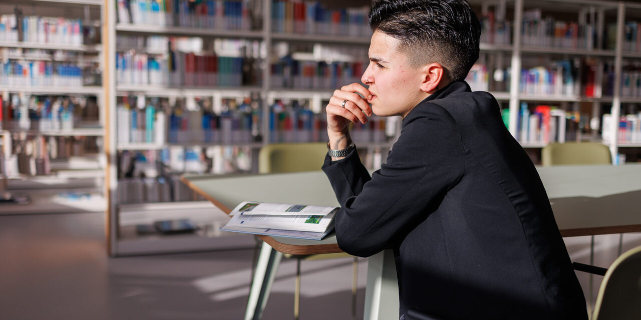 “Zonder input van jongeren gaan we het nooit echt kunnen oplossen” – Rohan vertelt zijn verhaal