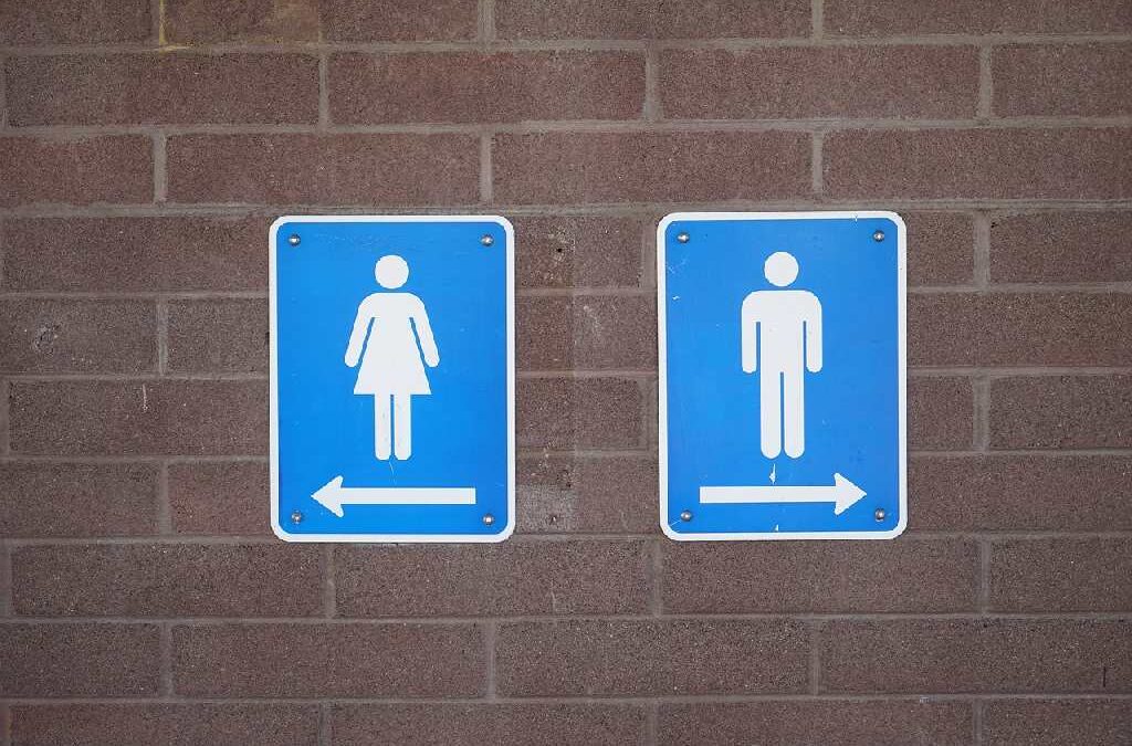 ‘Gebruik van toilet is basisbehoefte, gemeente moet dat meer faciliteren’