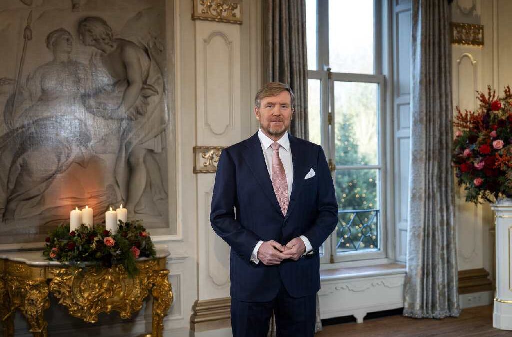 Koning bezoekt Kamers met Aandacht