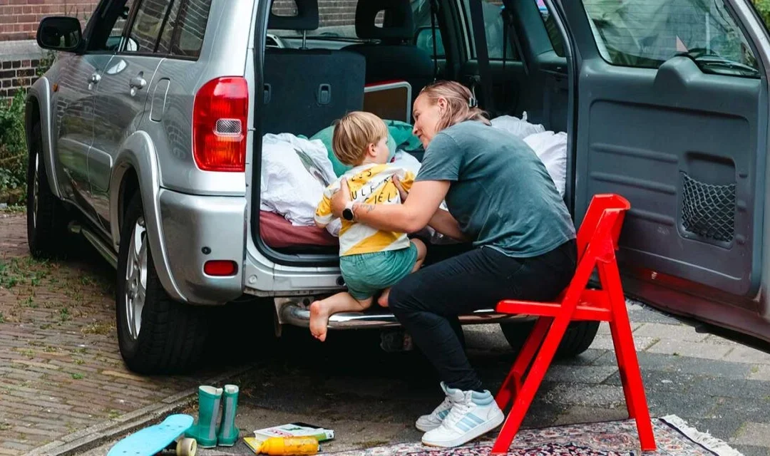 Ook moeders met kinderen raken dakloos. ‘Een drama’