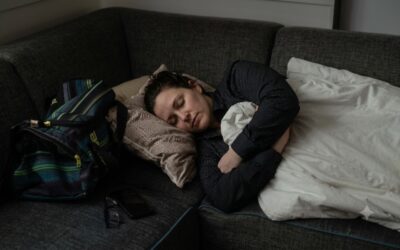 Verborgen dakloosheid: Sara slaapt al 8 jaar bij familie en vrienden op de bank